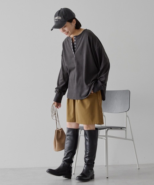 AMERICAN HOLIC(アメリカンホリック)の「ソフトタッチヘンリーネックプルオーバー(Tシャツ/カットソー・レディース・チャコールグレー/グレー/ブラウン・L/M)」の11枚目の写真