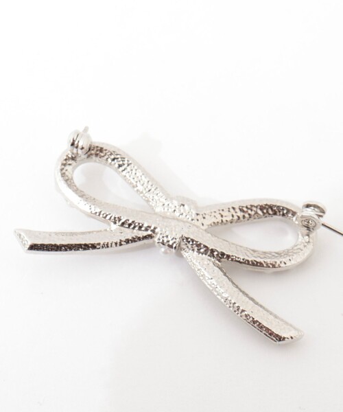 NOLLEY’S（ノーリーズ）の「【NOLLEYS goods】リボンパールブローチ（ブローチ/コサージュ・レディース・シルバー・FREE）」の17枚目の写真