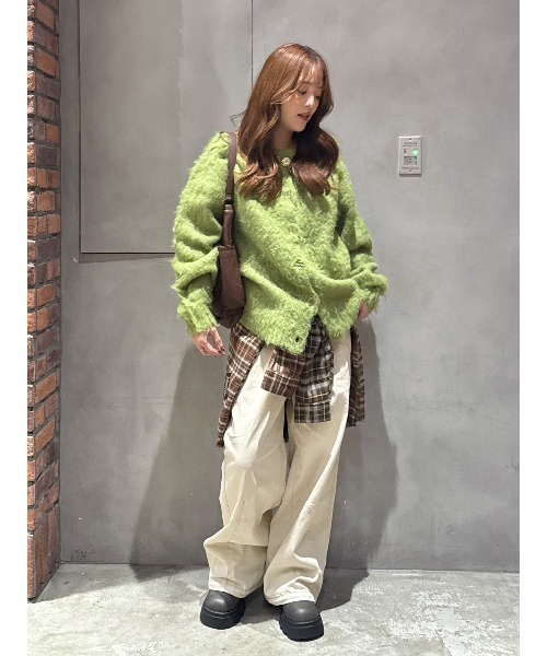 RODEO CROWNS WIDE BOWL(ロデオクラウンズワイドボウル)の「2WAY Fluffyシャギーニットカーディガン(カーディガン/ボレロ・レディース・ライトグリーン/グレー/ライトベージュ・FREE)」の7枚目の写真