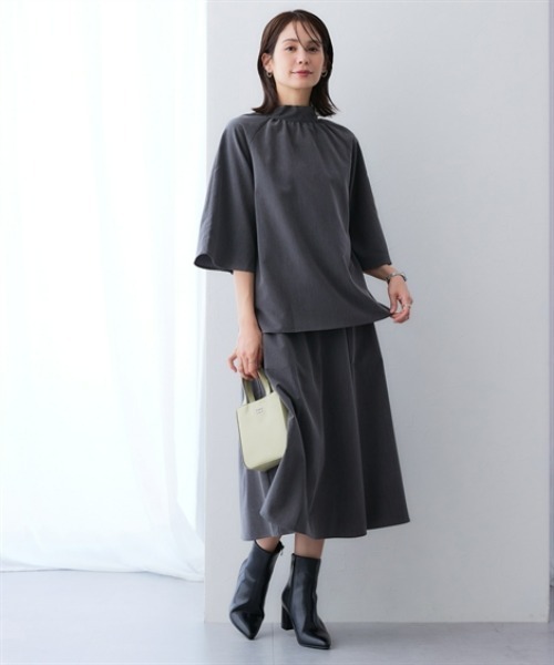 7days Life Styling(セブンデイズライフスタイリング)の「シャンブレー前後2WAYリボンタイブラウス セットアップ対応<大きいサイズ有>(シャツ/ブラウス・レディース・グレー系/ネイビー系・3L/LL/L/M)」の7枚目の写真