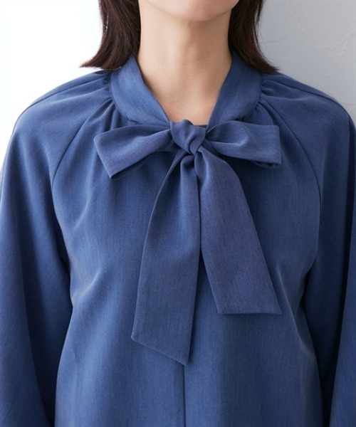 7days Life Styling(セブンデイズライフスタイリング)の「シャンブレー前後2WAYリボンタイブラウス セットアップ対応<大きいサイズ有>(シャツ/ブラウス・レディース・グレー系/ネイビー系・3L/LL/L/M)」の15枚目の写真