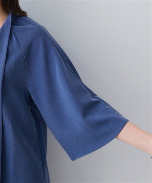 7days Life Styling(セブンデイズライフスタイリング)の「シャンブレー前後2WAYリボンタイブラウス セットアップ対応<大きいサイズ有>(シャツ/ブラウス・レディース・グレー系/ネイビー系・3L/LL/L/M)」の16枚目の写真