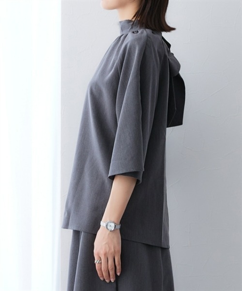 7days Life Styling(セブンデイズライフスタイリング)の「シャンブレー前後2WAYリボンタイブラウス セットアップ対応<大きいサイズ有>(シャツ/ブラウス・レディース・グレー系/ネイビー系・3L/LL/L/M)」の18枚目の写真