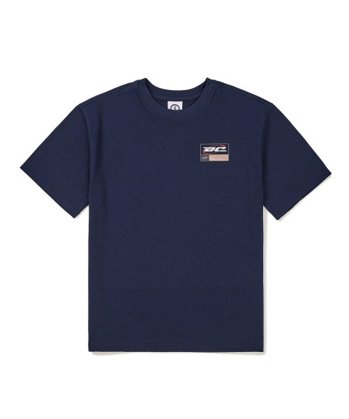 BORN CHAMPS(ボーンチャンプス)の「バックトゥービー CHMPS ロゴ 半袖Tシャツ B24ST07NA(Tシャツ/カットソー・レディース・ネイビー・LARGE/MEDIUM/SMALL)」の1枚目の写真