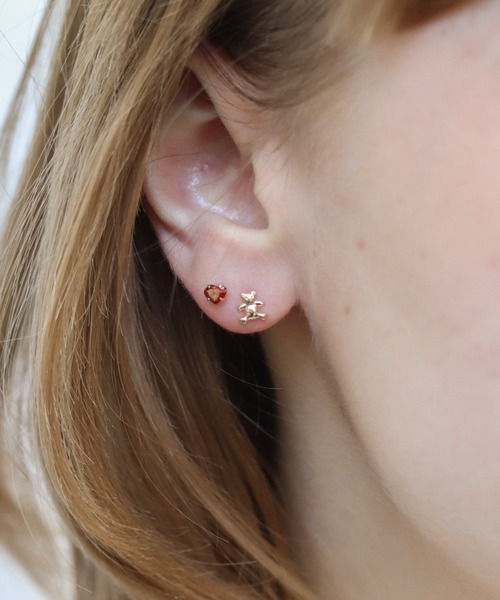 cui-cui（キュイキュイ）の「ゴールド ベア / ハート ピアス | K10YG 〈Web限定〉（ピアス（両耳用）・レディース・イエローゴールド・FREE）」の8枚目の写真