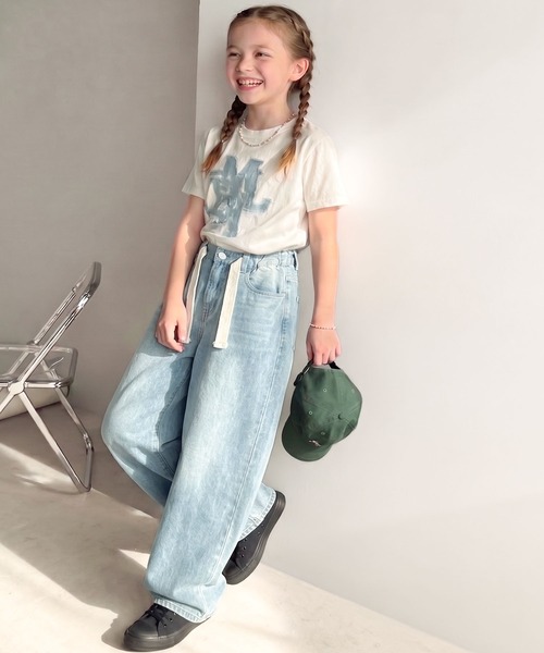classicalelf（クラシカルエルフ）の「【キッズ】親子お揃い リンクコーデできちゃう！カーブイージーデニムパンツ（ワイド）（デニムパンツ・キッズ・ライトブルー/ブルー/ワンウォッシュ・100/120/140/160）」の7枚目の写真