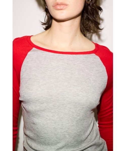 THROW by SLY（スローバイスライ）の「THROW FINE TOUCH RAGLAN L/S TOPS  ファインタッチラグランロングスリーブトップス 冬服 春服（Tシャツ/カットソー・レディース・ネイビー/レッド・FREE）」の16枚目の写真