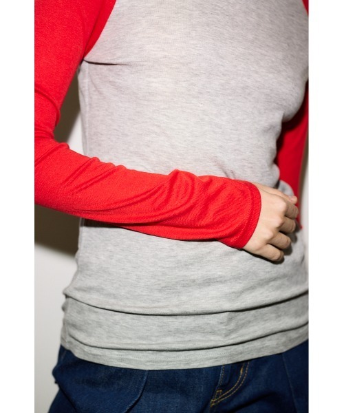 THROW by SLY（スローバイスライ）の「THROW FINE TOUCH RAGLAN L/S TOPS  ファインタッチラグランロングスリーブトップス 冬服 春服（Tシャツ/カットソー・レディース・ネイビー/レッド・FREE）」の17枚目の写真