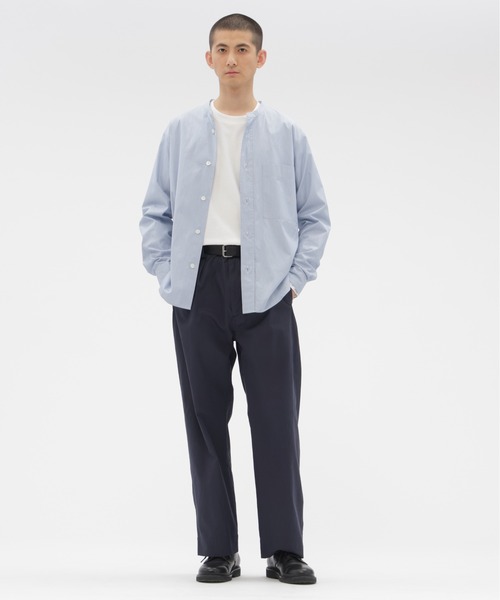 MARGARET HOWELL(マーガレットハウエル)の「EGYPTIAN COTTON GABARDINE(その他パンツ・メンズ・ライトベージュ/ネイビー・SMALL/MEDIUM/LARGE)」の1枚目の写真