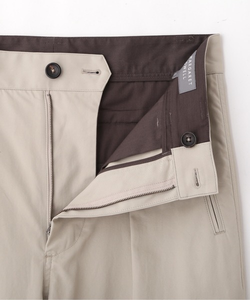MARGARET HOWELL(マーガレットハウエル)の「EGYPTIAN COTTON GABARDINE(その他パンツ・メンズ・ライトベージュ/ネイビー・SMALL/MEDIUM/LARGE)」の6枚目の写真