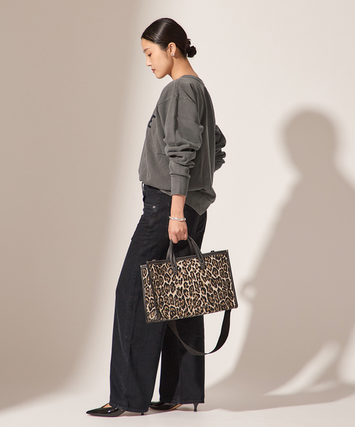 journal standard L'essage（ジャーナルスタンダードレサージュ）の「《追加2》【MIXTA/ミクスタ】BALANCE CREW SWEAT SHIRTS：スウェット（スウェット・レディース・ブラック/アイボリー・MEDIUM）」の5枚目の写真