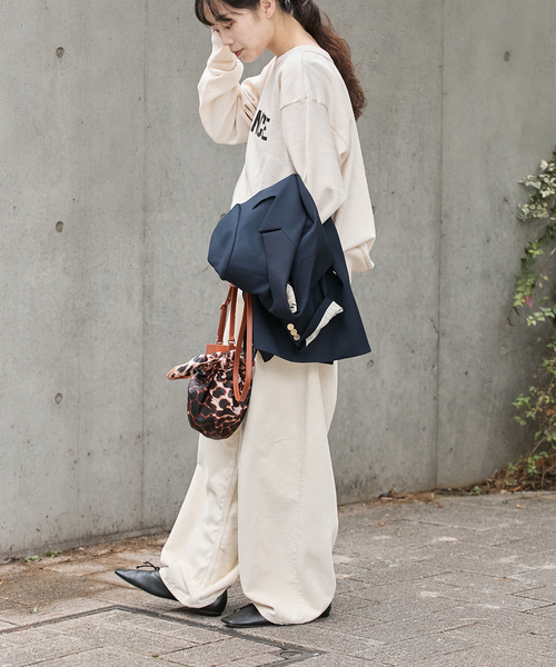 journal standard L'essage（ジャーナルスタンダードレサージュ）の「《追加2》【MIXTA/ミクスタ】BALANCE CREW SWEAT SHIRTS：スウェット（スウェット・レディース・ブラック/アイボリー・MEDIUM）」の14枚目の写真