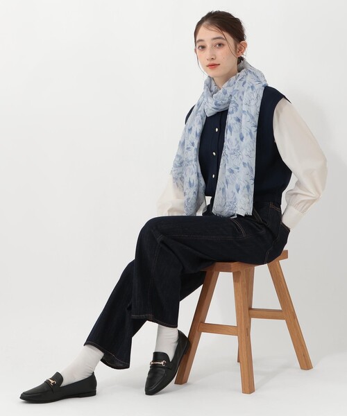 Afternoon Tea（アフタヌーンティー）の「水彩フラワーストール（ストール/ショール・レディース・ピンク/ブルー・ONE SIZE）」の6枚目の写真