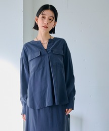 CROSS FUNCTION（クロスファンクション）の「《接触冷感》サマ美え とろみワークディテールドレープシャツ【CROSS FUNCTION クロスファンクション】（シャツ/ブラウス）」