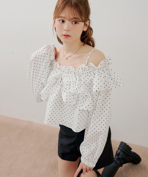 Chico（チコ）の「オフショル2wayフリルブラウス（シャツ/ブラウス・レディース・ホワイト系その他2/アイボリー/ピンク・FREE）」の10枚目の写真