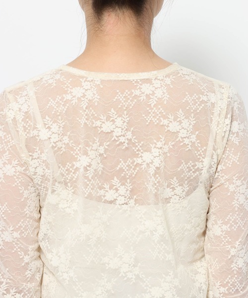 LOWRYS FARM（ローリーズファーム）の「フロッキーレースプルオーバーＬＳ 657325（Tシャツ/カットソー・レディース・ブラック/アイボリー・FREE）」の9枚目の写真