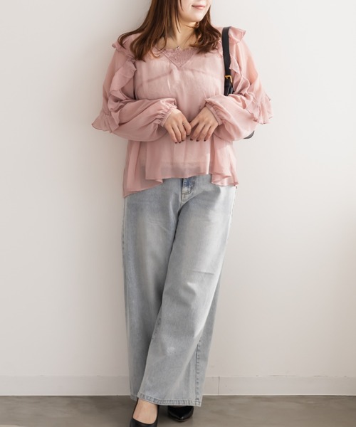 CLETTE(クレット)の「CLETTEオリジナルシアーラッフルフリルブラウス(シャツ/ブラウス・レディース・ブラック/アイボリー/ピンク・3L/LL/4L)」の15枚目の写真
