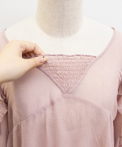 CLETTE(クレット)の「CLETTEオリジナルシアーラッフルフリルブラウス(シャツ/ブラウス・レディース・ブラック/アイボリー/ピンク・3L/LL/4L)」の4枚目の写真