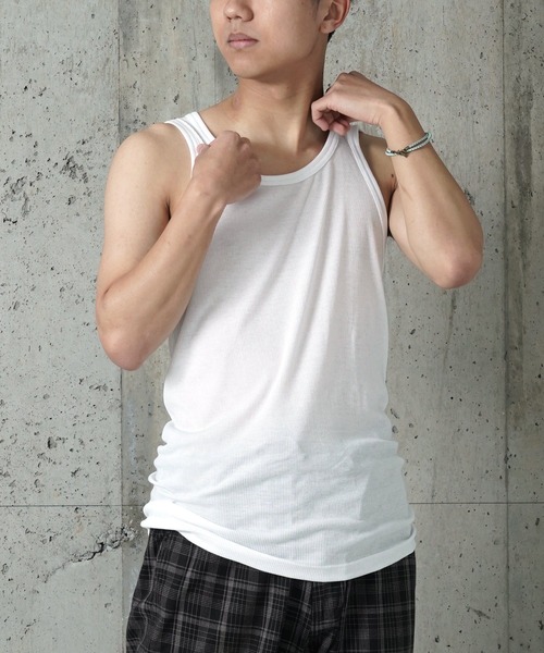 FRUIT OF THE LOOM（フルーツオブザルーム）の「"05"≪FRUIT OF THE LOOM≫パックT 3枚セット リブ タンクトップ（タンクトップ・メンズ・オフホワイト/グレー/ブラック・MEDIUM/LARGE/X-LARGE）」の5枚目の写真