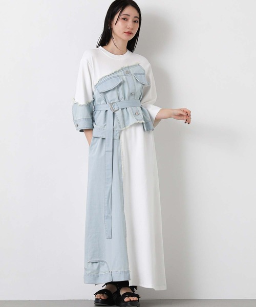 AULA AILA(アウラアイラ)の「AULAデニムドッキングワンピ(ワンピース・レディース・ネイビー/オフホワイト・FREE)」の1枚目の写真