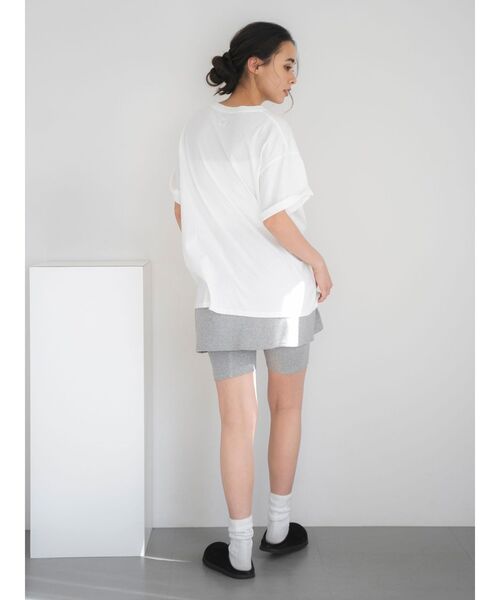 Ungrid(アングリッド)の「アボカドプリントTee(Tシャツ/カットソー・レディース・イエロー/オフホワイト/チャコールグレー・FREE)」の16枚目の写真