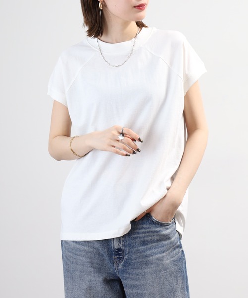 FUNALIVE(ファンアライブ)の「クルーネックフレンチスリーブTシャツ(Tシャツ/カットソー・レディース・チャコールグレー/ブラック系その他/ブラック/オフホワイト/モカ/ミント/ベージュ/ホワイト系その他・F)」の2枚目の写真