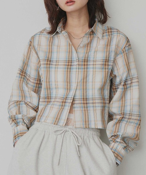 ad thie（アドティエ）の「ショート丈 チェックシャツ（シャツ/ブラウス・レディース・ブラウン/ピンク/オフホワイト/ライトブルー・FREE）」の2枚目の写真