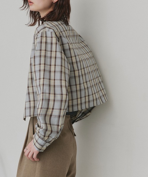 ad thie（アドティエ）の「ショート丈 チェックシャツ（シャツ/ブラウス・レディース・ブラウン/ピンク/オフホワイト/ライトブルー・FREE）」の18枚目の写真