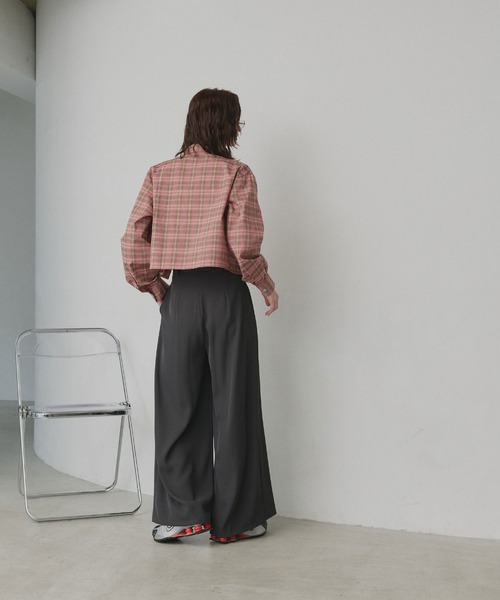 ad thie（アドティエ）の「ショート丈 チェックシャツ（シャツ/ブラウス・レディース・ブラウン/ピンク/オフホワイト/ライトブルー・FREE）」の14枚目の写真