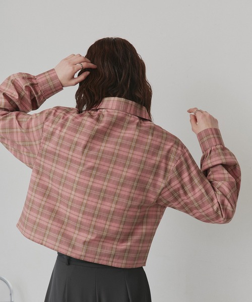ad thie（アドティエ）の「ショート丈 チェックシャツ（シャツ/ブラウス・レディース・ブラウン/ピンク/オフホワイト/ライトブルー・FREE）」の11枚目の写真