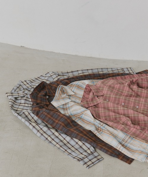 ad thie（アドティエ）の「ショート丈 チェックシャツ（シャツ/ブラウス・レディース・ブラウン/ピンク/オフホワイト/ライトブルー・FREE）」の9枚目の写真