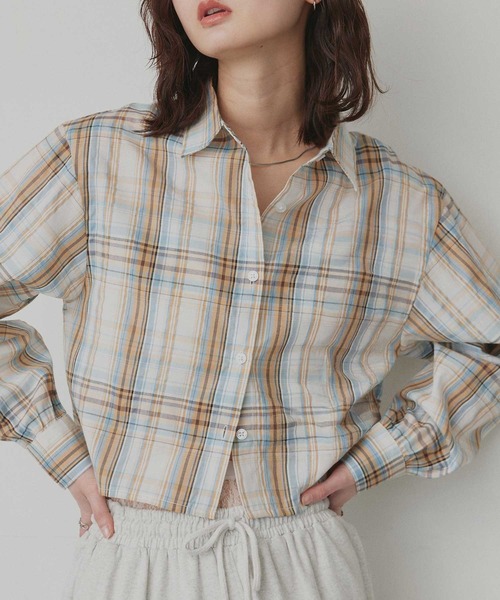 ad thie(アドティエ)の「ショート丈 チェックシャツ(シャツ/ブラウス・レディース・ブラウン/ピンク/オフホワイト/ライトブルー・FREE)」の9枚目の写真
