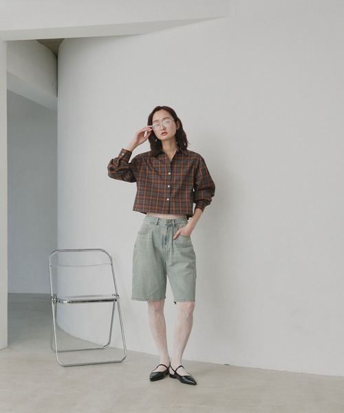 ad thie(アドティエ)の「ショート丈 チェックシャツ(シャツ/ブラウス・レディース・ブラウン/ピンク/オフホワイト/ライトブルー・FREE)」の15枚目の写真