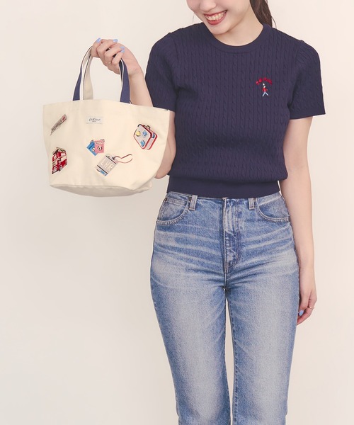 Cath Kidston（キャスキッドソン）の「トラベルトートバッグS（ハンドバッグ・レディース・ピンク/ネイビー・FREE）」の10枚目の写真