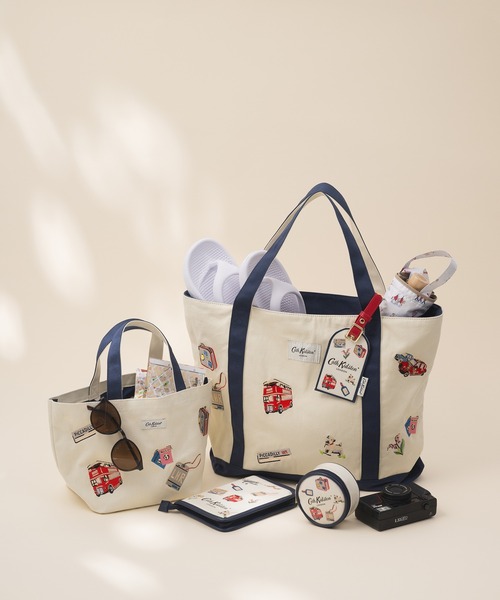 Cath Kidston（キャスキッドソン）の「トラベルトートバッグS（ハンドバッグ・レディース・ピンク/ネイビー・FREE）」の8枚目の写真