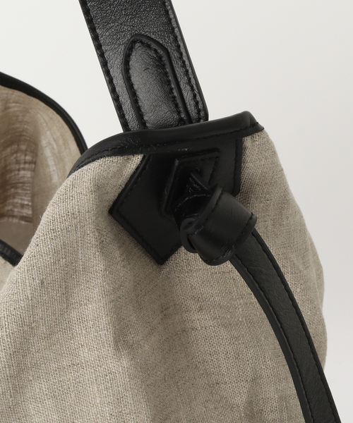 marco masi(マルコマージ)の「MARCOMASI/マルコマージ linen w leather BAG(ショルダーバッグ・レディース・ブラック・FREE)」の7枚目の写真