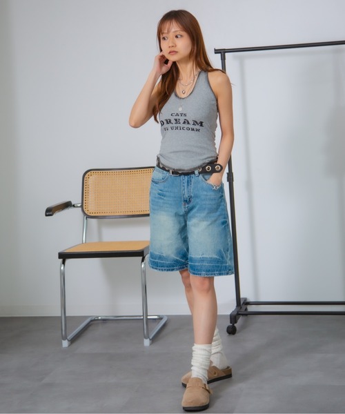 MEMECLE(メメクル)の「【 MEMECLE / メメクル 】スタッズベルト付きハーフデニムパンツ(デニムパンツ・レディース・ブルー・MEDIUM/SMALL)」の7枚目の写真