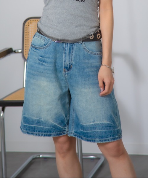 MEMECLE(メメクル)の「【 MEMECLE / メメクル 】スタッズベルト付きハーフデニムパンツ(デニムパンツ・レディース・ブルー・MEDIUM/SMALL)」の3枚目の写真