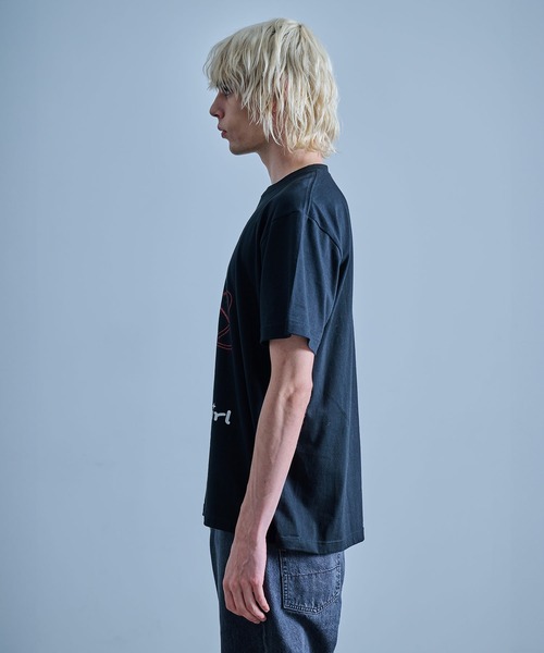 JUGLANS(ユグランス)の「Jamiroquai ジャミロクワイ 半袖 プリント アーティスト Tシャツ(Tシャツ/カットソー・メンズ・ブラック/ホワイト・M/L/XL)」の12枚目の写真