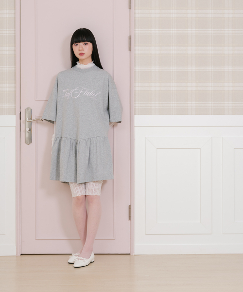 NICE GHOST CLUB(ナイスゴーストクラブ)の「FFATS SAILOR DRESS BIG BIG TEE_GREY(NG2GSUT590A)(Tシャツ/カットソー・レディース・グレー・SMALL/MEDIUM)」の3枚目の写真