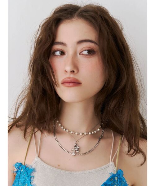 EVRIS（エヴリス）の「CROSS HEART CHAIN 3連 ネックレス（ネックレス・レディース・シルバー/ゴールド・FREE）」の11枚目の写真