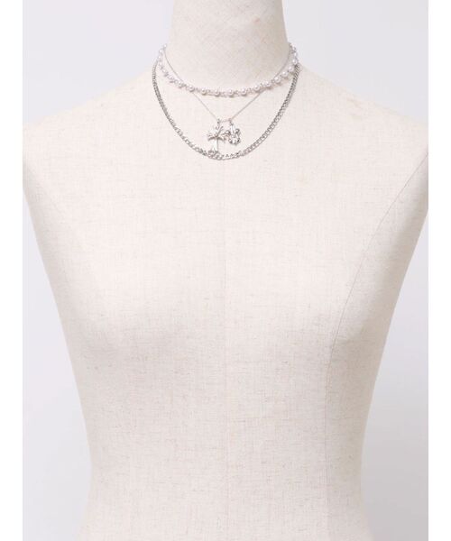 EVRIS（エヴリス）の「CROSS HEART CHAIN 3連 ネックレス（ネックレス・レディース・シルバー/ゴールド・FREE）」の14枚目の写真