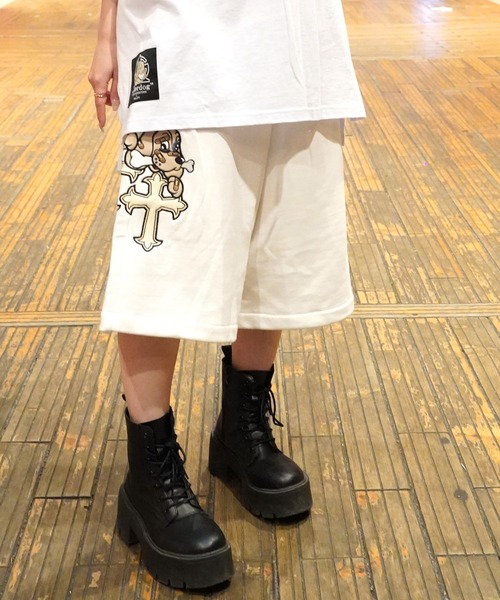 GALFY(ガルフィー)の「【別注】GA×GALFY-別注十字架わんわんハーフパンツ(スウェットパンツ・メンズ・ホワイト/ブラック/ブラック系2・S/L/XL)」の2枚目の写真