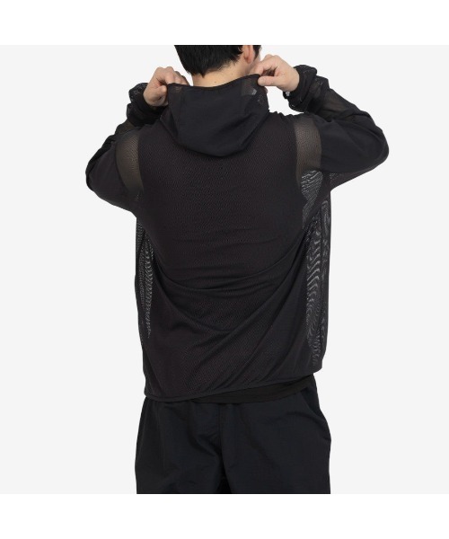 Reebok(リーボック)の「アスリート メッシュ アノラック / ATHLETE MESH ANORAK(ジャージ・メンズ・ブラック・X-LARGE/SMALL/MEDIUM/LARGE)」の8枚目の写真