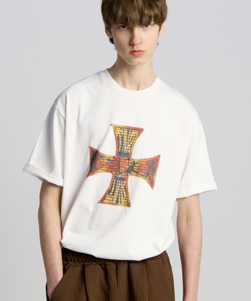 TENER(テネル)の「スタッズクロス半袖Tシャツホワイト(Tシャツ/カットソー・メンズ・その他・FREE)」の4枚目の写真