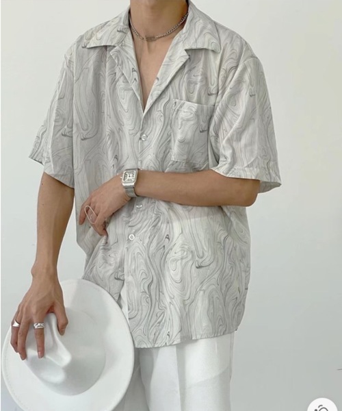 CREARE -LINO-（クレアーレリノ）の「マーブルオープンカラーシャツ（シャツ/ブラウス・メンズ・ベージュ/グレー・MEDIUM）」の2枚目の写真