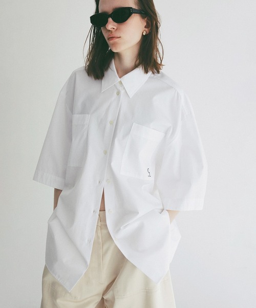 CLANE(クラネ)の「HALF SLEEVE HUGE SHIRTS(シャツ/ブラウス・レディース・グレー/ストライプ/ホワイト・1/2)」の5枚目の写真