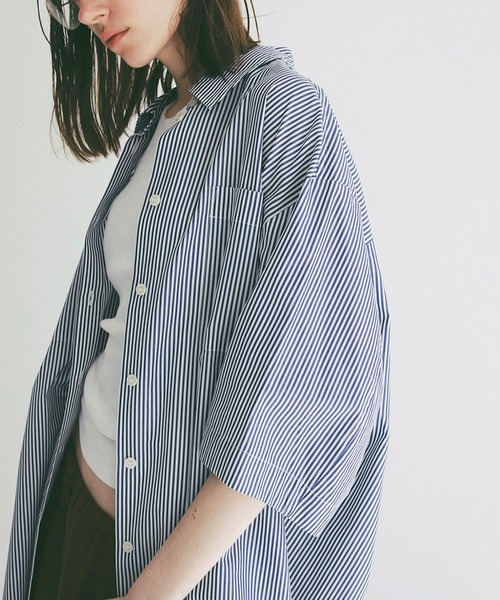 CLANE(クラネ)の「HALF SLEEVE HUGE SHIRTS(シャツ/ブラウス・レディース・グレー/ストライプ/ホワイト・1/2)」の18枚目の写真