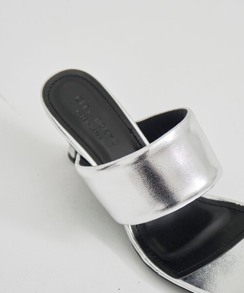 CITY TOKYO(シティトウキョウ)の「【CITY TOKYO/シティートウキョウ】Asymmetry Leather Sandal/アシンメトリーレザーサンダル(サンダル・レディース・ブラック/ホワイト/シルバー・1/2)」の8枚目の写真