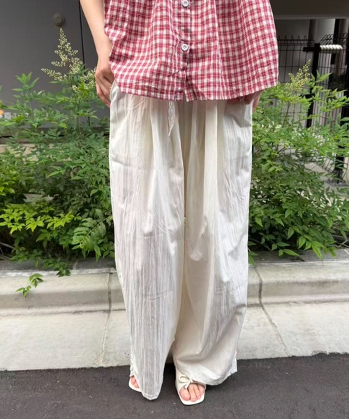 mebole（メボレ）の「ウエストレースワイドパンツ（その他パンツ・レディース・アイボリー/ブルー・FREE）」の9枚目の写真